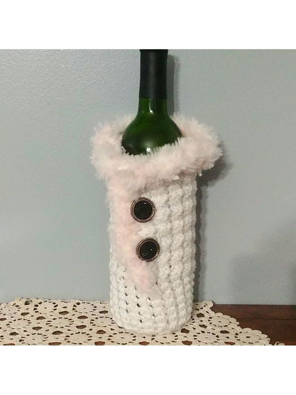 Handmade crocheted wine cozy sparkle white/pink white faux fur